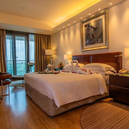 Burjuman Arjaan by Rotana - Dubai Aparthotel Bagian luar foto
