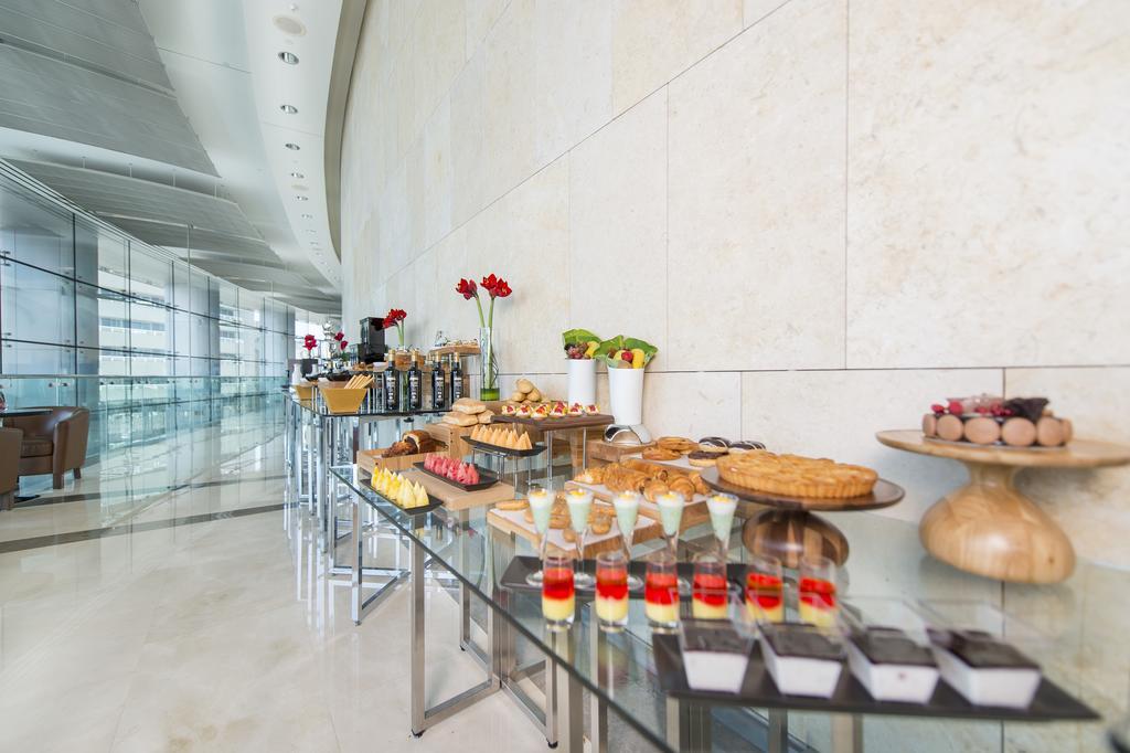 Burjuman Arjaan by Rotana - Dubai Aparthotel Bagian luar foto