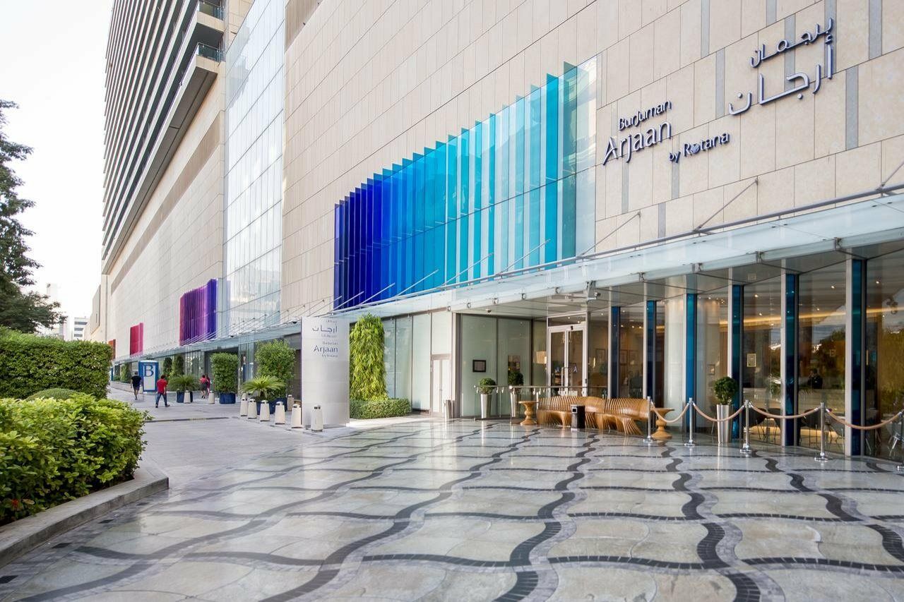 Burjuman Arjaan by Rotana - Dubai Aparthotel Bagian luar foto